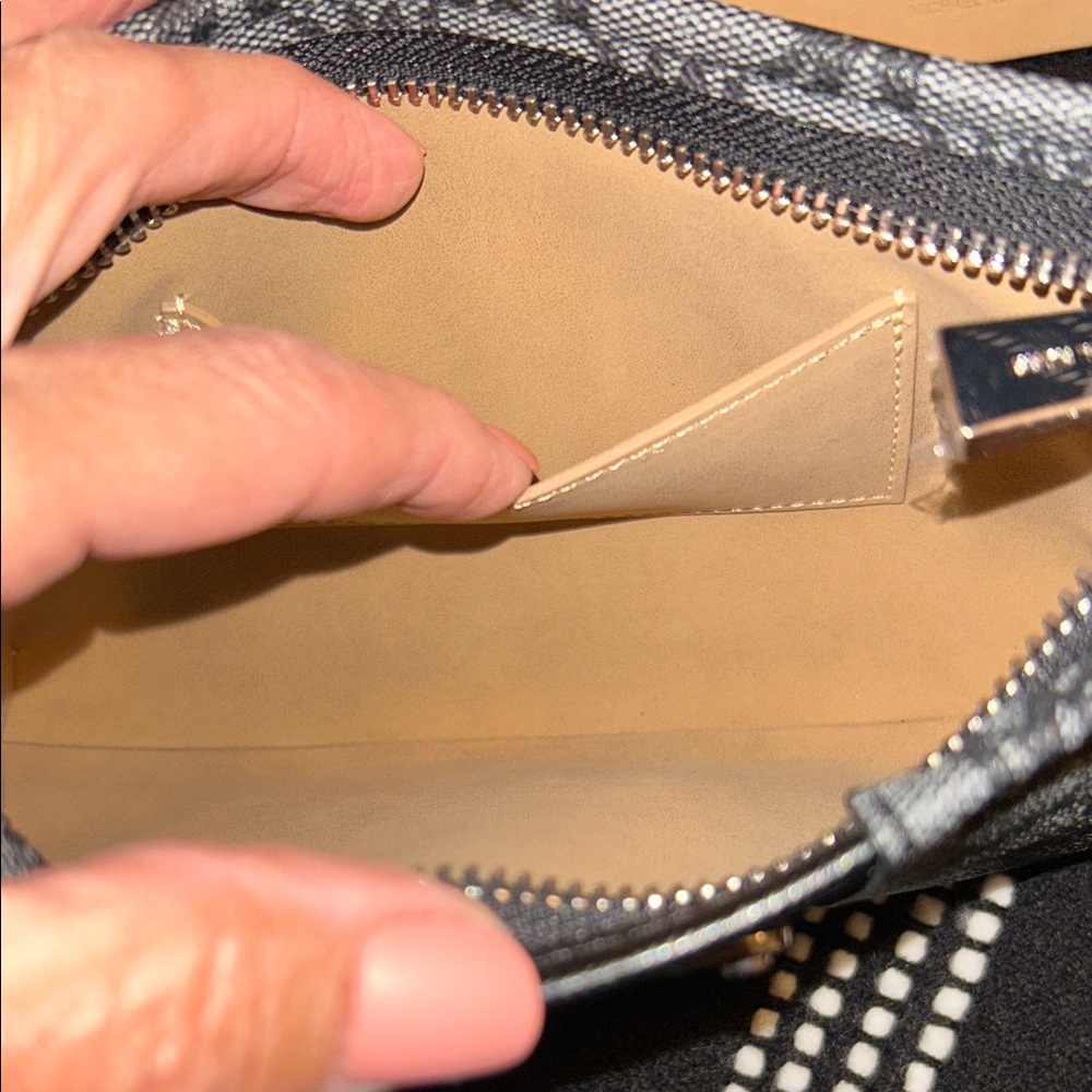 Michael Kors Black Patterned Crossbody Belt bag - Picture 15 of 16